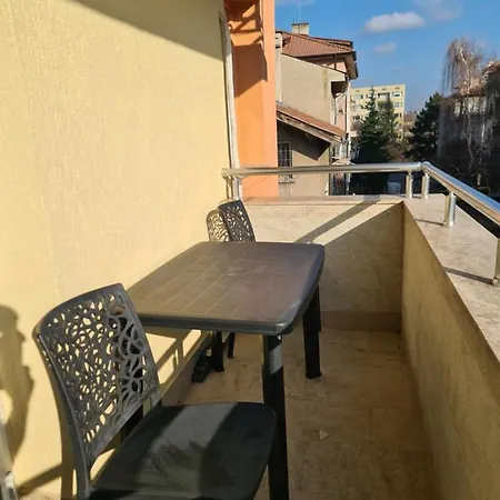 Apartment's Ortakchiev 1 *