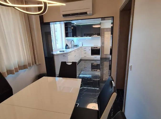 Apartment's Ortakchiev 1 Апартамент